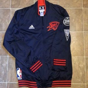 Perfect condition Men’s Large OKC NBA zip up